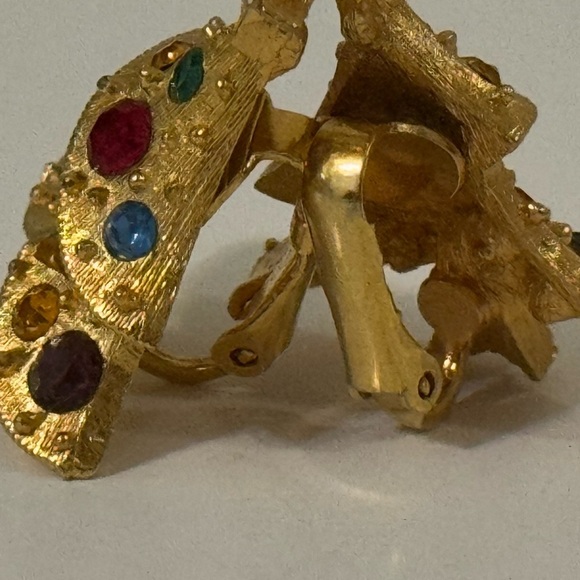 Vintage Christmas Tree Earrings-clip on - Picture 4 of 4